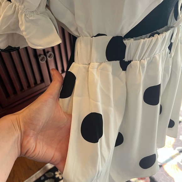 Free the Roses White with Black Polka Dots Romper - Picture 4 of 7
